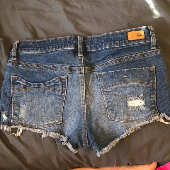 RSQ JEAN SHORTS - Picture 3 of 3